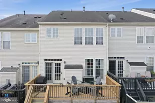 44 Deerbrook Dr, Charles Town, WV 25414 - Photo 3