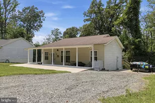 63 Great Oak Ln, Harpers Ferry, WV 25425 - Photo 3