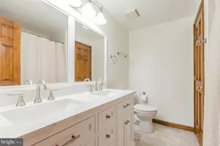887 Woodbury Dr, Kearneysville, WV 25430 - Photo 49