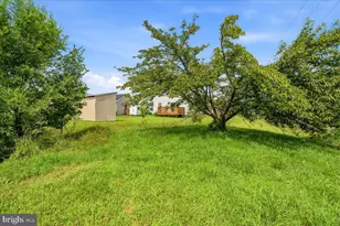 32 Three Sisters Ct, Ranson, WV 25438 - Photo 37