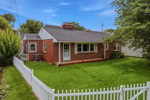 504 N Mildred St, Ranson, WV 25438 - Photo 3