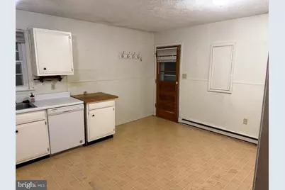 7628 Martinsburg Pike, Shepherdstown, WV 25443 - Photo 5