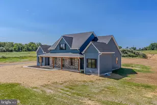 106 Oak Crest Dr, Kearneysville, WV 25430 - Photo 11