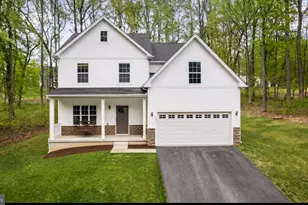 237 Speaks Ln, Harpers Ferry, WV 25425 - Photo 1