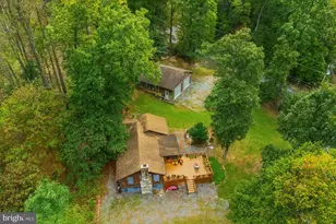 366 Huckleberry Ln, Harpers Ferry, WV 25425 - Photo 7