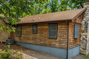 366 Huckleberry Ln, Harpers Ferry, WV 25425 - Photo 39