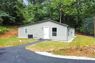 1712 Shenandoah River Dr, Harpers Ferry, WV 25425 - Photo 5