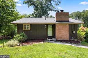 327 Cub Run Ln, Harpers Ferry, WV 25425 - Photo 1