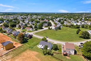 219 Crosswinds Dr, Charles Town, WV 25414 - Photo 35