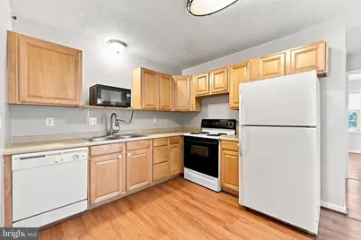 400 Burns Street, Ranson, WV 25438 - Photo 9