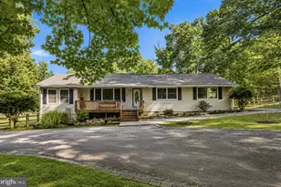 453 Sylvan Ln, Harpers Ferry, WV 25425 - Photo 9