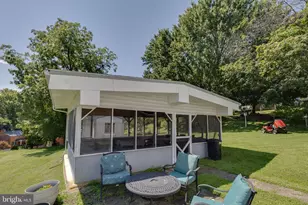1053 W Washington St, Harpers Ferry, WV 25425 - Photo 33