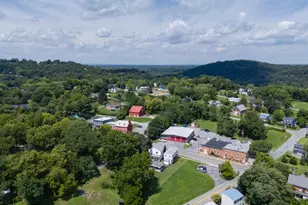 1053 W Washington St, Harpers Ferry, WV 25425 - Photo 39