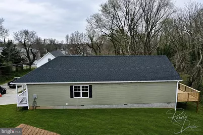528 E North Street, Charles Town, WV 25414 - Photo 41