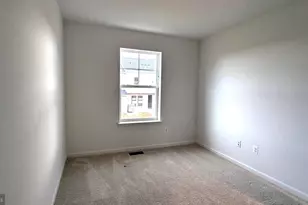 27 Towton Pl, Charles Town, WV 25414 - Photo 17