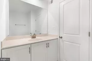 27 Towton Pl, Charles Town, WV 25414 - Photo 17
