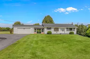 6463 Kabletown Rd, Charles Town, WV 25414 - Photo 1