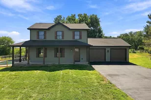 64 Pheasant Hill Rd, Summit Point, WV 25446 - Photo 1