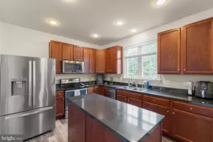 389 Hughs Rd, Charles Town, WV 25414 - Photo 9