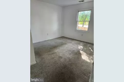 500 N Marshall Street #B, Ranson, WV 25438 - Photo 5