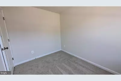 413 Silver Birch Dr, Ranson, WV 25438 - Photo 35