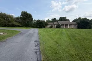 274 Dogwood Manor Dr, Shenandoah Junction, WV 25442 - Photo 5