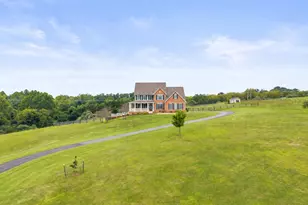 79 Falcon Ridge Dr, Charles Town, WV 25414 - Photo 7
