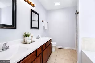 19 Red Bird Ln, Harpers Ferry, WV 25425 - Photo 17