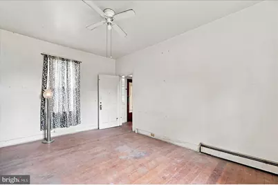718 W Washington Street, Charles Town, WV 25414 - Photo 7