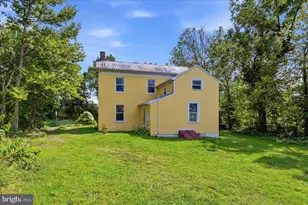 718 W Washington St, Charles Town, WV 25414 - Photo 27