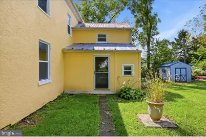 718 W Washington Street, Charles Town, WV 25414 - Photo 33
