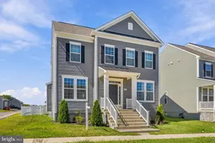 191 Newbury St, Charles Town, WV 25414 - Photo 1