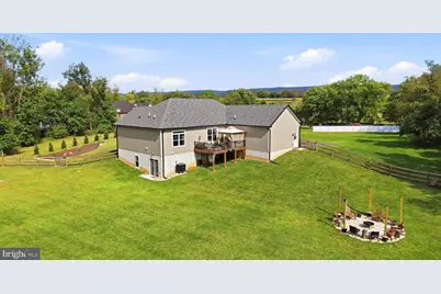 90 Amtower Way, Harpers Ferry, WV 25425 - Photo 3