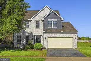 567 Crosswinds Dr, Charles Town, WV 25414 - Photo 1