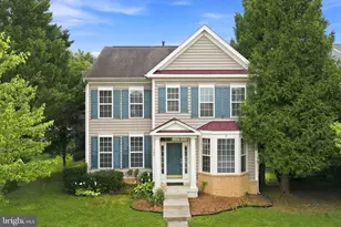 109 Burnlea Rd, Charles Town, WV 25414 - Photo 1