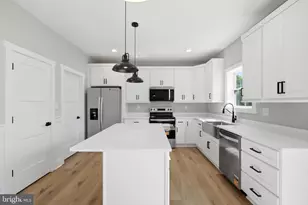 96 Hyde Park Ln, Charles Town, WV 25414 - Photo 17