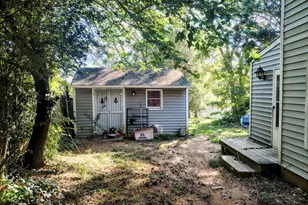 33 Standish Ct, Charles Town, WV 25414 - Photo 3