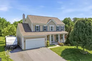 561 Chickamauga Dr, Harpers Ferry, WV 25425 - Photo 1