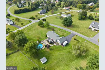 1011 Cloverdale Road, Charles Town, WV 25414 - Photo 5