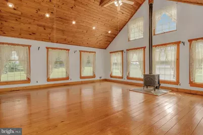 19265 Charles Town Road, Harpers Ferry, WV 25425 - Photo 21