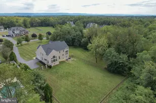 898 Declaration Dr, Charles Town, WV 25414 - Photo 85