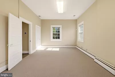 108 W Congress Street, Charles Town, WV 25414 - Photo 17