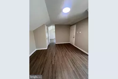 400 E Washington Street #6, Charles Town, WV 25414 - Photo 3