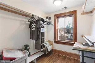 316 E Washington St, Charles Town, WV 25414 - Photo 29