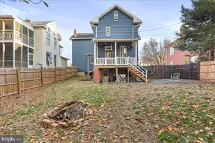 316 E Washington St, Charles Town, WV 25414 - Photo 45