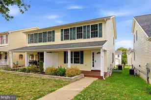 106 Center St, Charles Town, WV 25414 - Photo 1