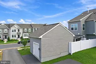 258 Battlefield Dr, Charles Town, WV 25414 - Photo 33