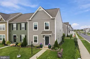 258 Battlefield Dr, Charles Town, WV 25414 - Photo 1