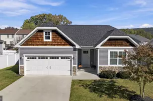 141 Village Cir, Harpers Ferry, WV 25425 - Photo 1