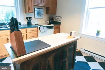 525 E Washington Street, Charles Town, WV 25414 - Photo 45